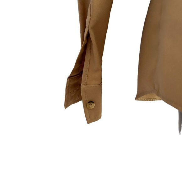 New York & Company City Stretch Button Down • Used • Size: XS - Picture 5 of 8